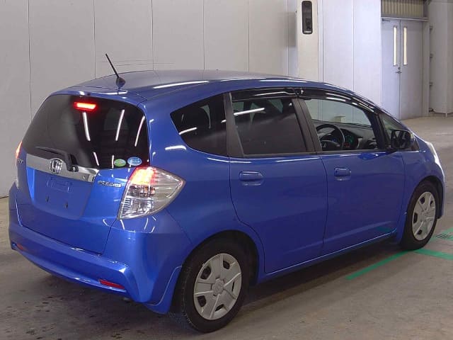 HONDA Fit Hybrid thumbnail 2