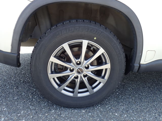 NISSAN X-Trail thumbnail 11