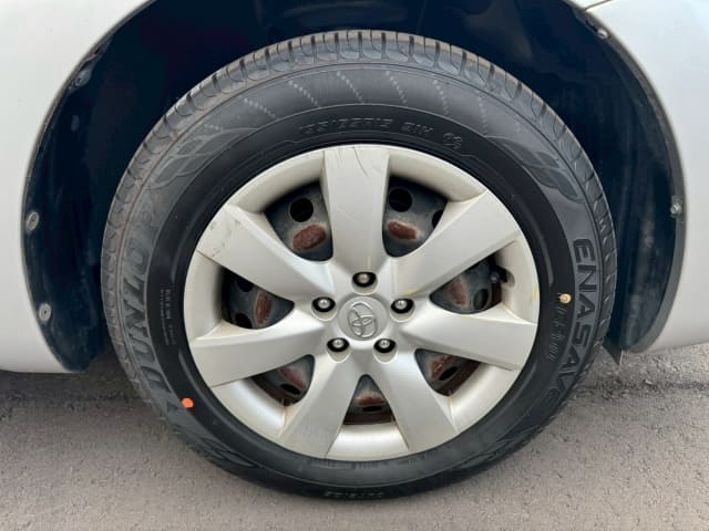 TOYOTA Wish thumbnail 12