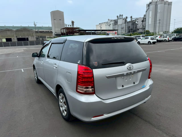 TOYOTA Wish thumbnail 60
