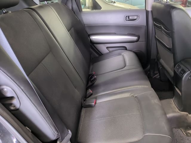 NISSAN X-Trail thumbnail 5
