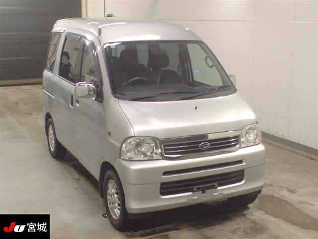 DAIHATSU Atrai Wagon
