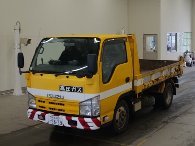 ISUZU Elf Truck