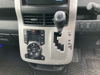 2011 TOYOTA Voxy