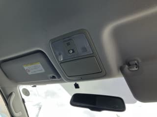 2011 TOYOTA Voxy