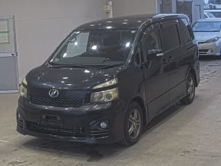 2011 TOYOTA Voxy