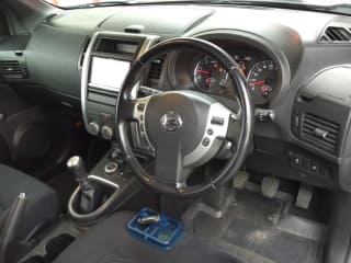 2011 NISSAN X-Trail