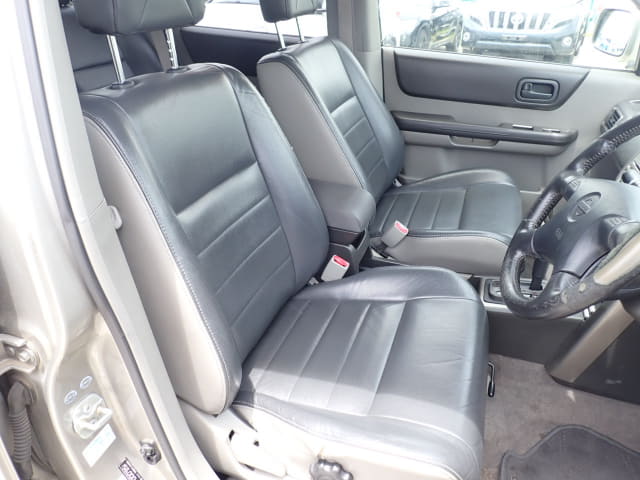 NISSAN X-Trail thumbnail 25