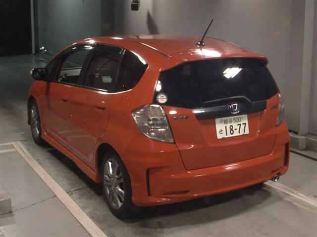 HONDA Fit thumbnail 8