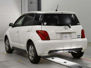 2004 TOYOTA IST