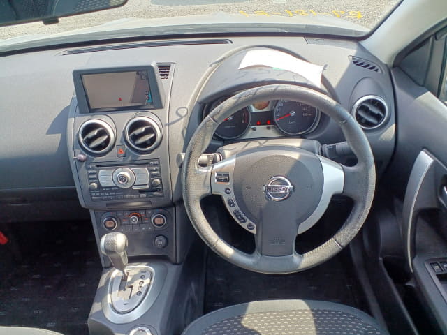 NISSAN Dualis thumbnail 31