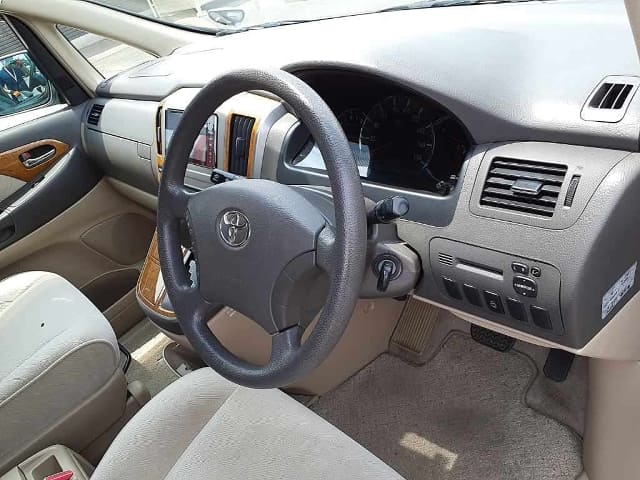TOYOTA Alphard thumbnail 3