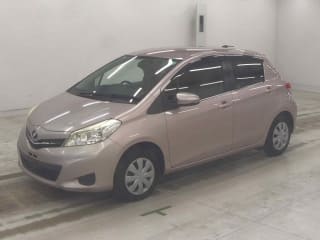 2011 TOYOTA Vitz