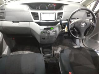 2007 TOYOTA Voxy