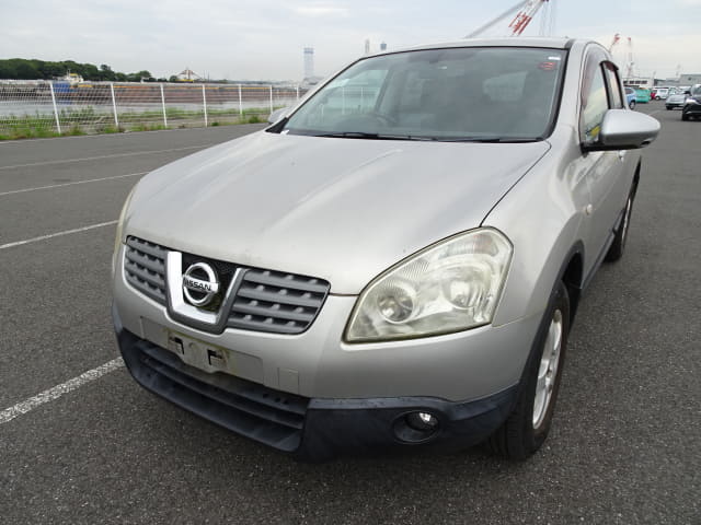NISSAN Dualis