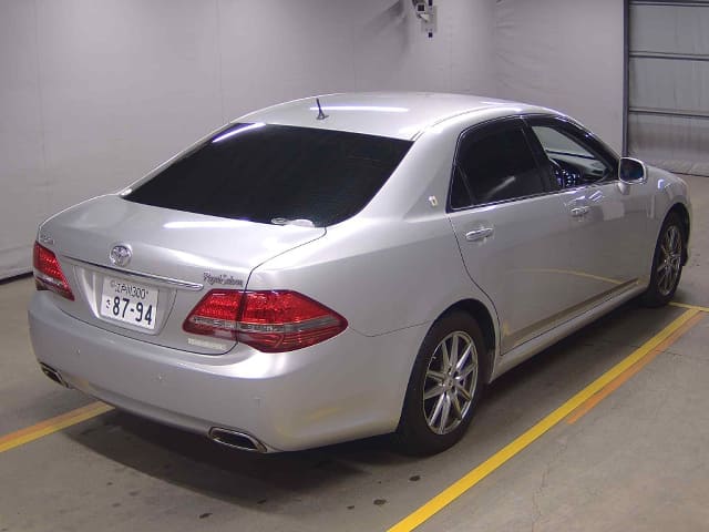 TOYOTA Crown thumbnail 2