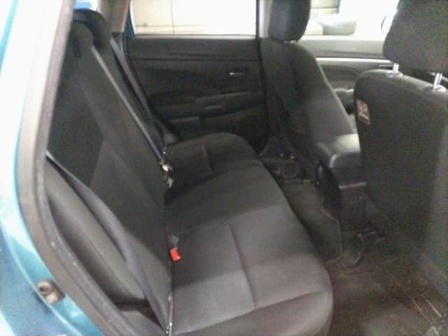 MITSUBISHI RVR thumbnail 5
