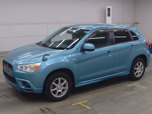 MITSUBISHI RVR