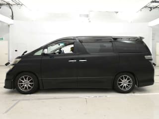 2011 TOYOTA Vellfire