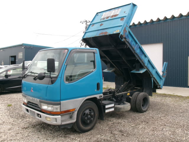 MITSUBISHI Canter;