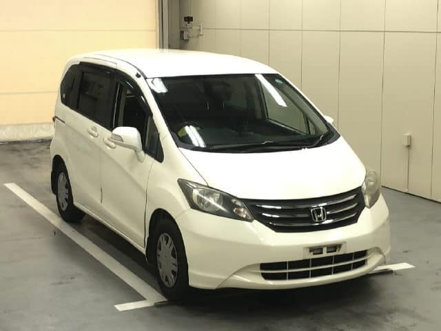 HONDA Freed thumbnail 3