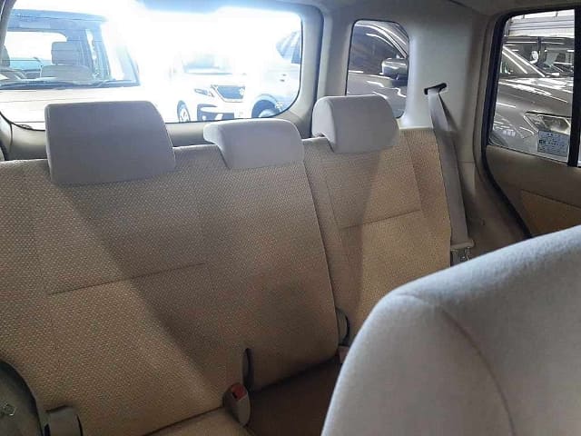 TOYOTA Raum thumbnail 5