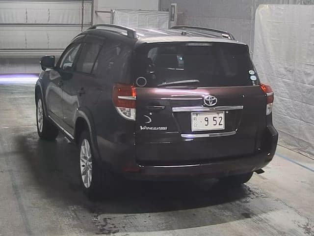TOYOTA Vanguard thumbnail 8