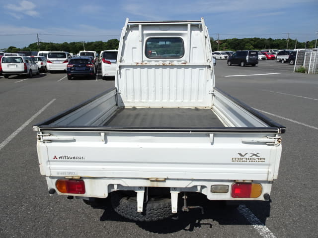 MITSUBISHI Minicab Truck thumbnail 4