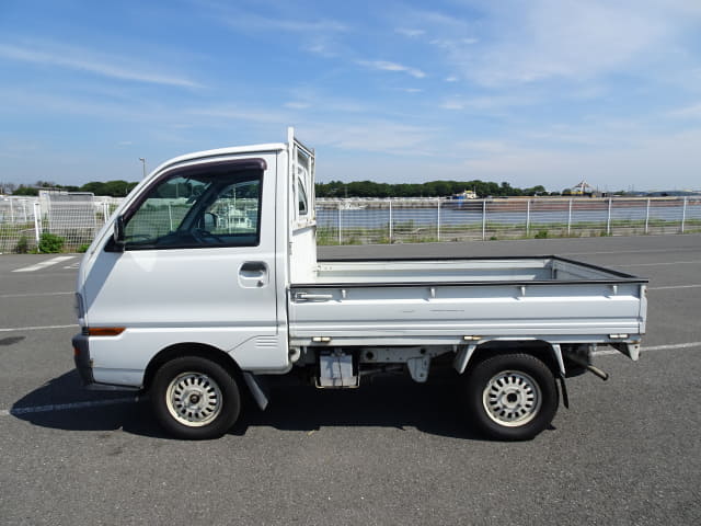 MITSUBISHI Minicab Truck thumbnail 2