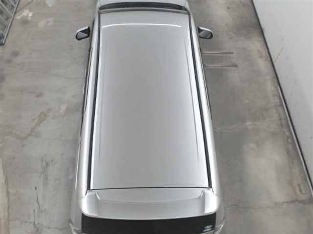 TOYOTA Voxy thumbnail 6