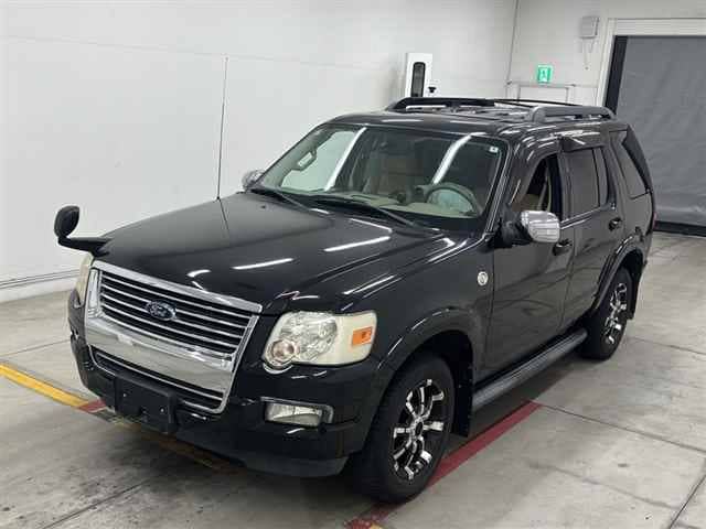 FORD Explorer]