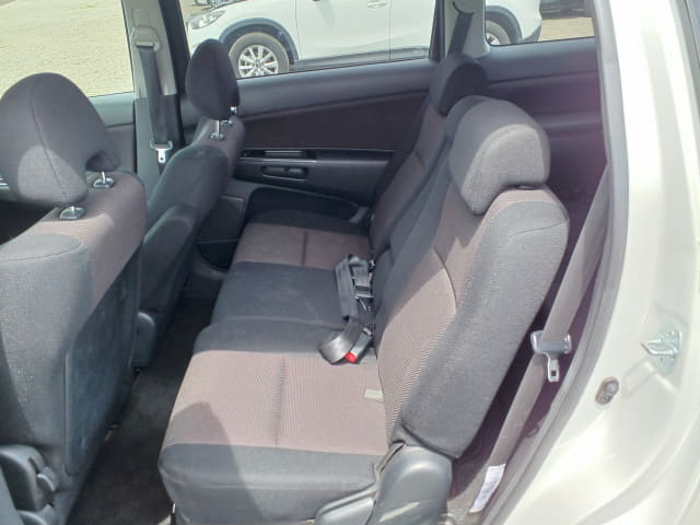 TOYOTA Wish thumbnail 27