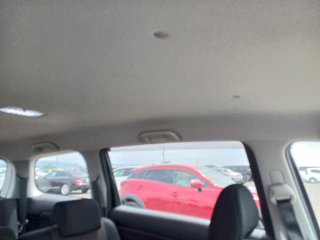 TOYOTA Wish thumbnail 24