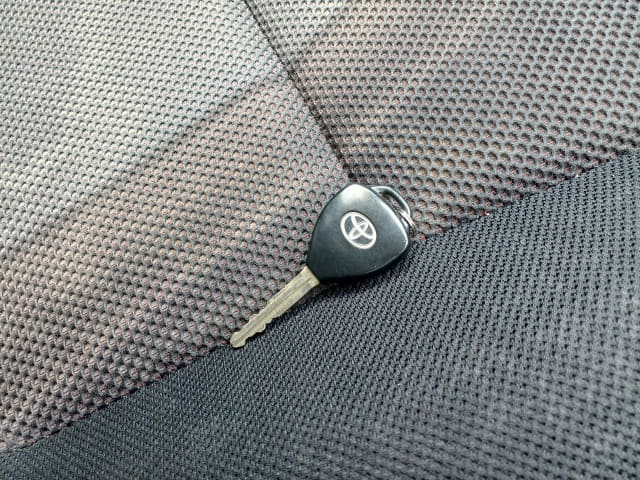 TOYOTA Wish thumbnail 57