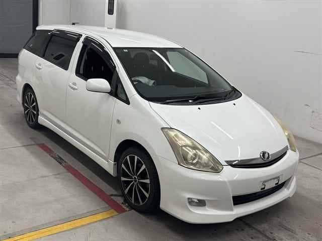 TOYOTA Wish thumbnail 7