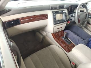 2001 TOYOTA Crown