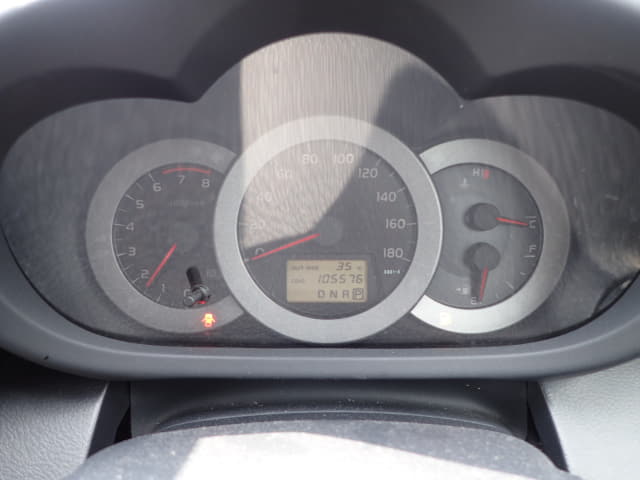 TOYOTA RAV4 thumbnail 34
