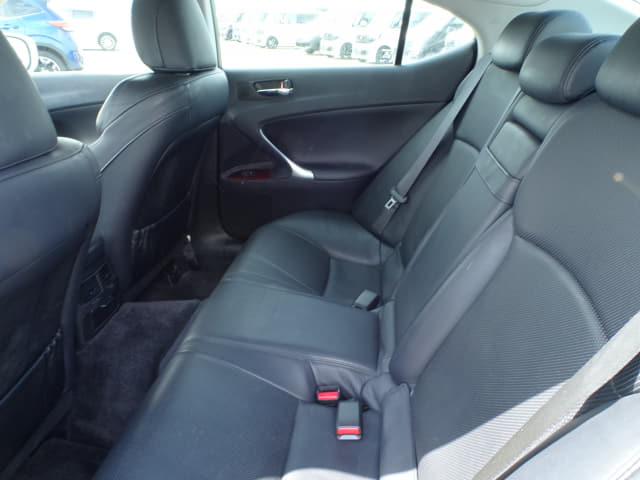 LEXUS IS thumbnail 27