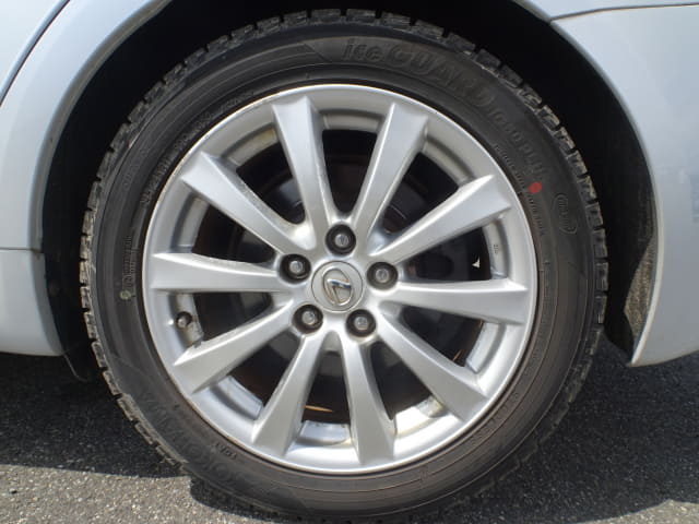 LEXUS IS thumbnail 10