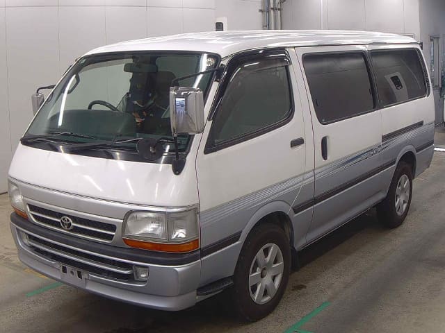 TOYOTA Regiusace Van