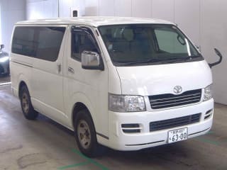 2010 TOYOTA Regiusace Van