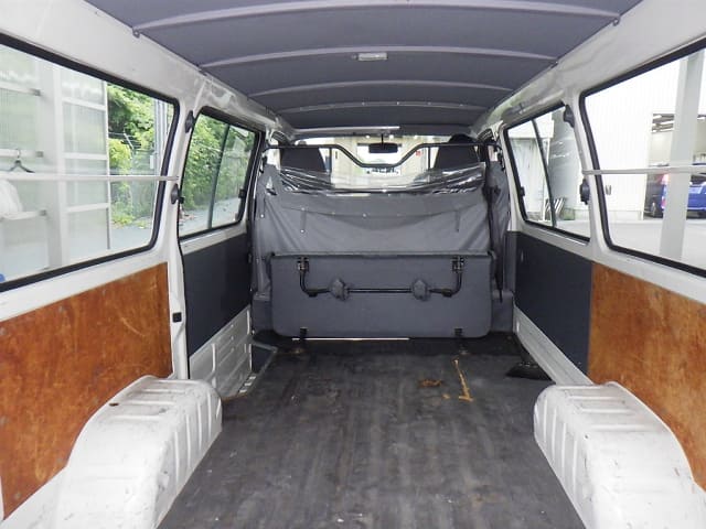 TOYOTA Hiace Van thumbnail 6