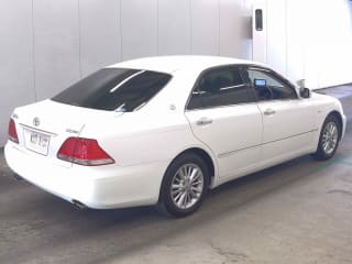 2004 TOYOTA Crown