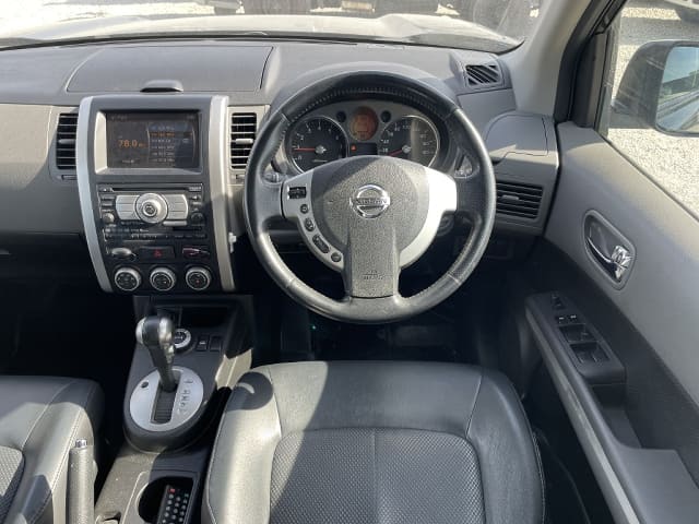 NISSAN X-Trail thumbnail 32