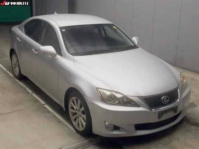 LEXUS IS thumbnail 6