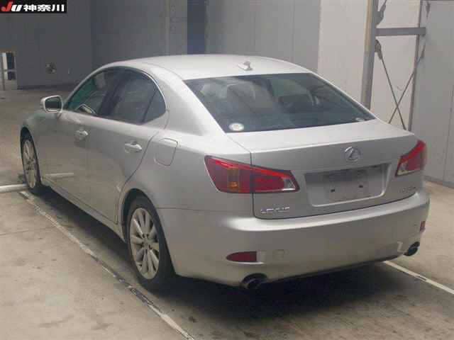 LEXUS IS thumbnail 7