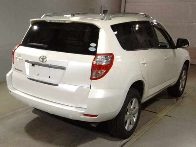 TOYOTA Vanguard thumbnail 2