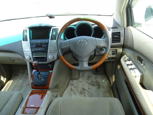 TOYOTA Harrier thumbnail 32