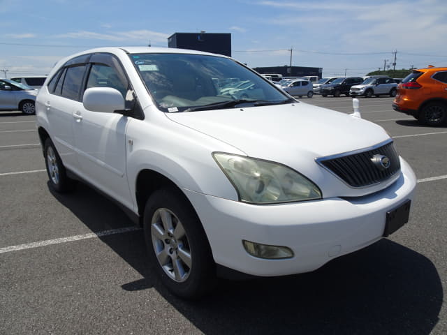 TOYOTA Harrier thumbnail 7