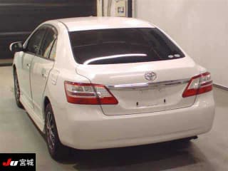 2010 TOYOTA Premio